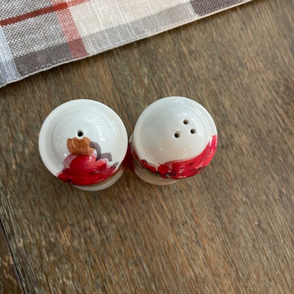 Vietri Hand Crafted In Italy Santa Salt & Pepper Shakers - Picture 6 of 6